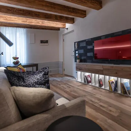 La Bella Luxury